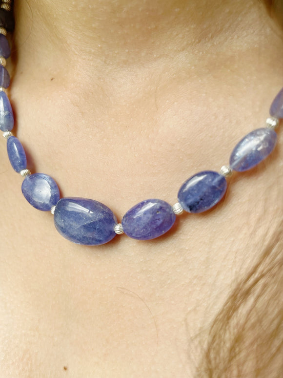 Elegant Tanzanite and Sterling Silver Necklace – A Touch of Serenity