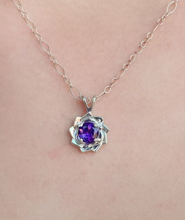 Amethyst flower necklace clearance